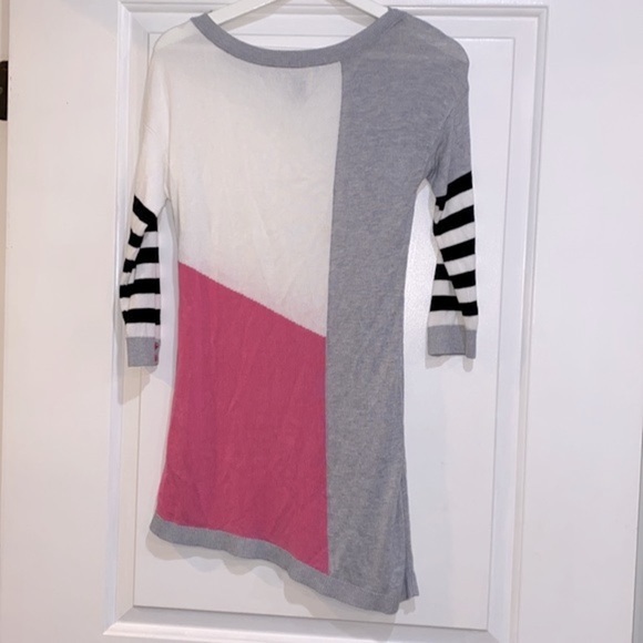 White House Black Market asymmetrical sweater size xsmall - Picture 7 of 8